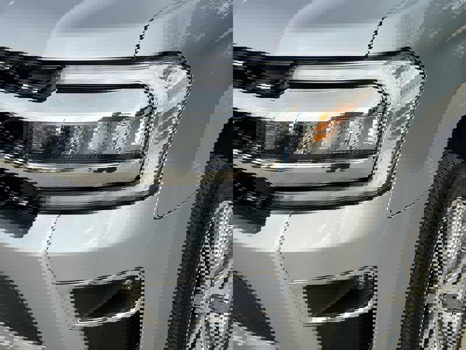 Used 2024 Ford Expedition Limited AWD/4WD image 4