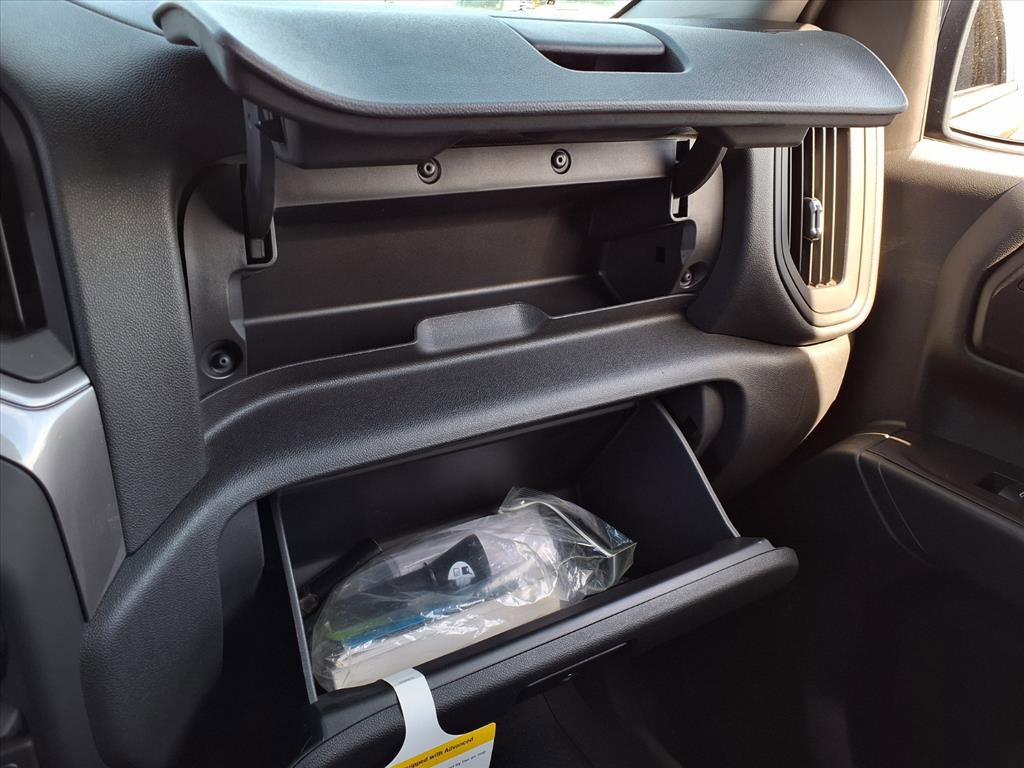 Used 2019 Chevrolet Silverado 1500 Custom w/ Custom Value Package image 46