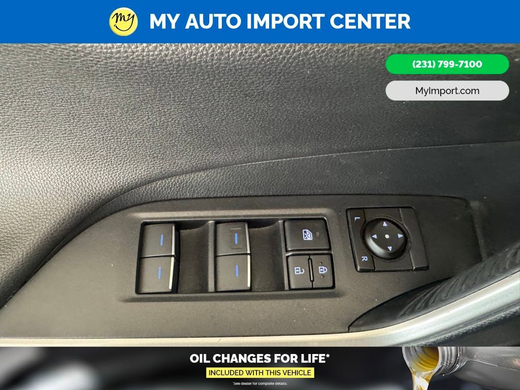 Used 2022 Toyota RAV4 Limited AWD/4WD image 14