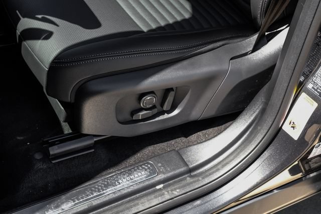 New 2026 Land Rover Discovery Sport Landmark AWD/4WD image 42