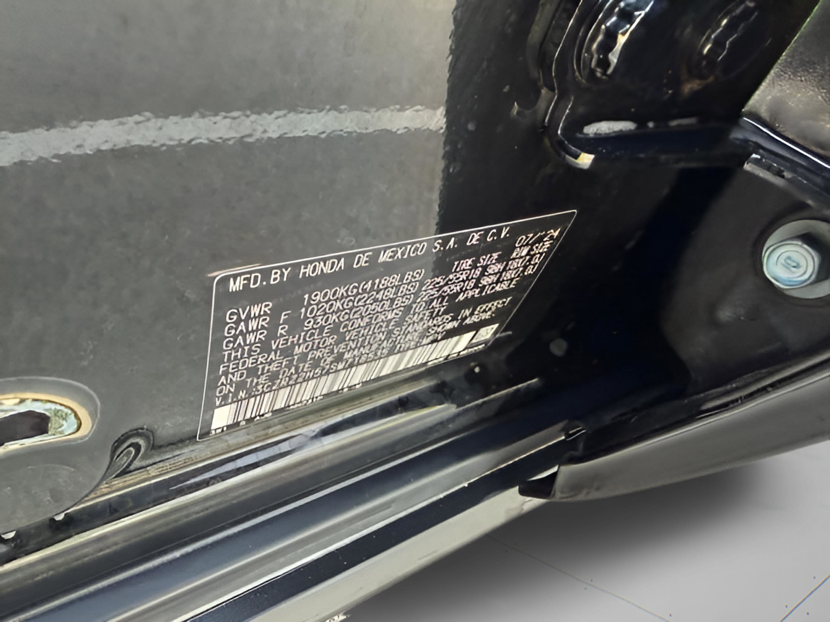 Certified 2025 Honda HR-V Sport image 29
