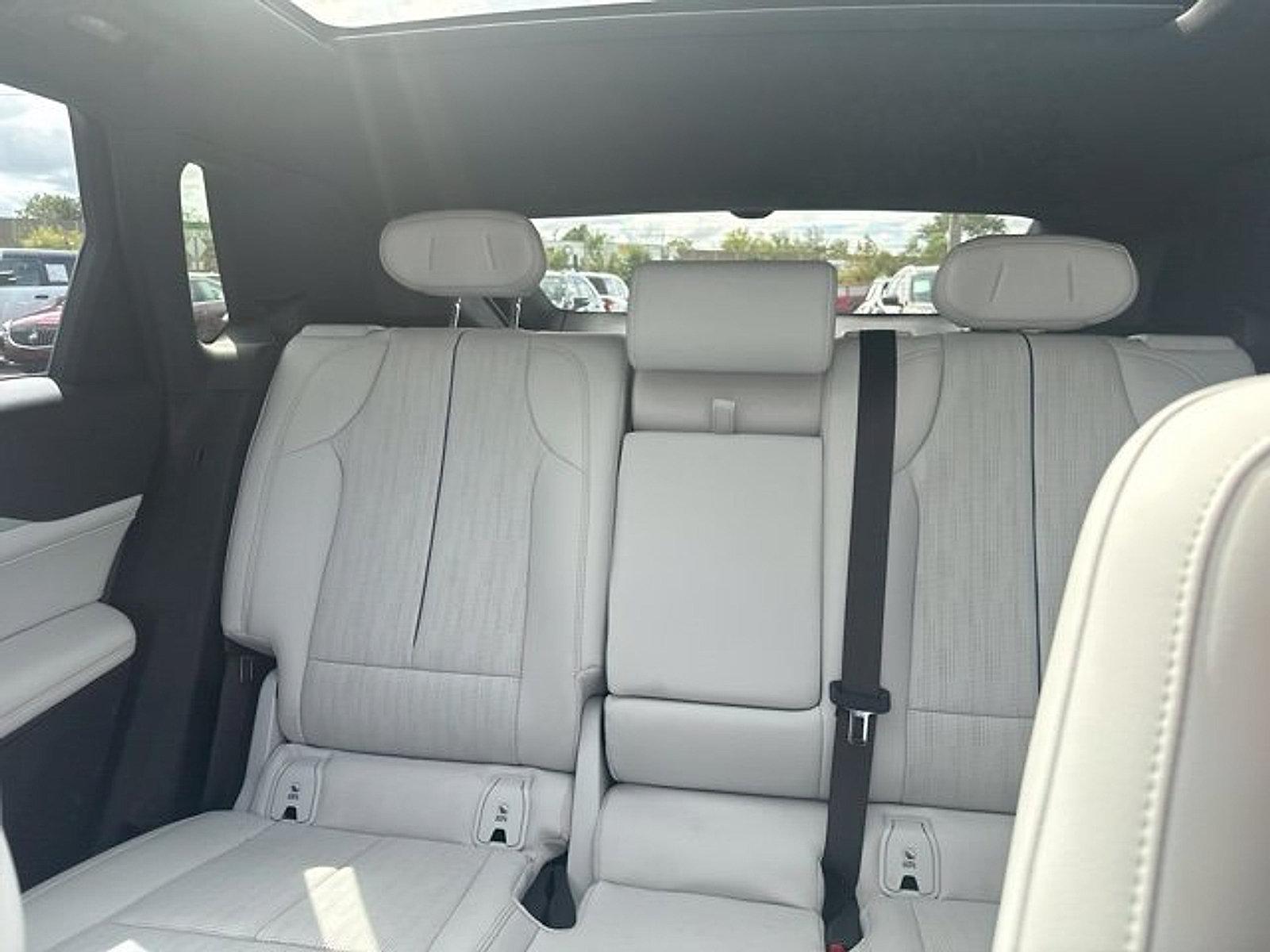Certified 2024 Cadillac Lyriq Luxury w/ LPO, Floor Liner Package AWD/4WD image 25