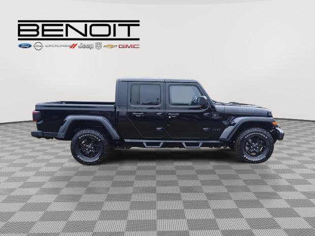 Used 2024 Jeep Gladiator Sport image 4
