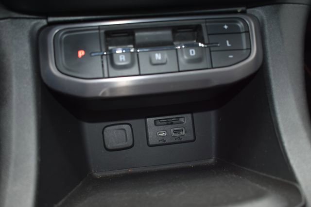 Used 2020 GMC Acadia AT4 AWD/4WD image 31