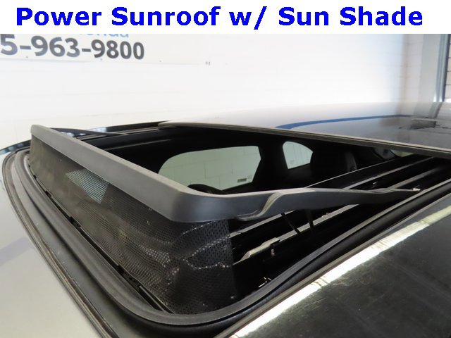 Used 2024 Jaguar F-PACE R-Dynamic S image 32