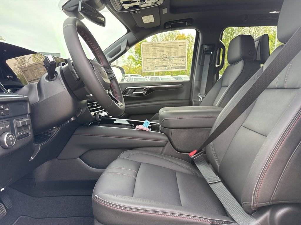 New 2026 Chevrolet Suburban RST w/ RST Capability Package image 9