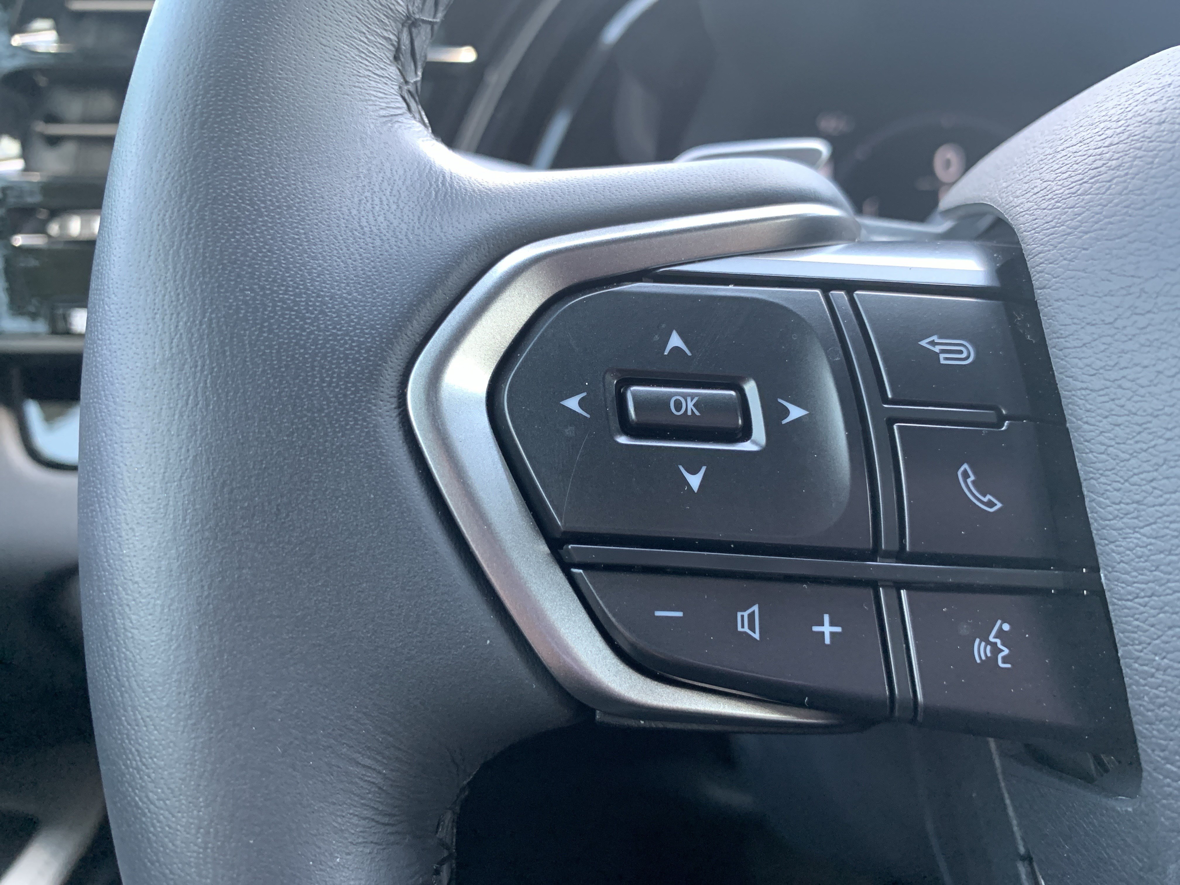 Certified 2025 Lexus RX 350h w/ Convenience Package AWD/4WD image 19