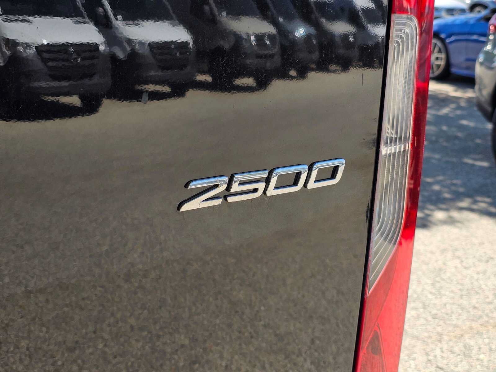 Used 2025 Mercedes-Benz Sprinter 2500 image 16