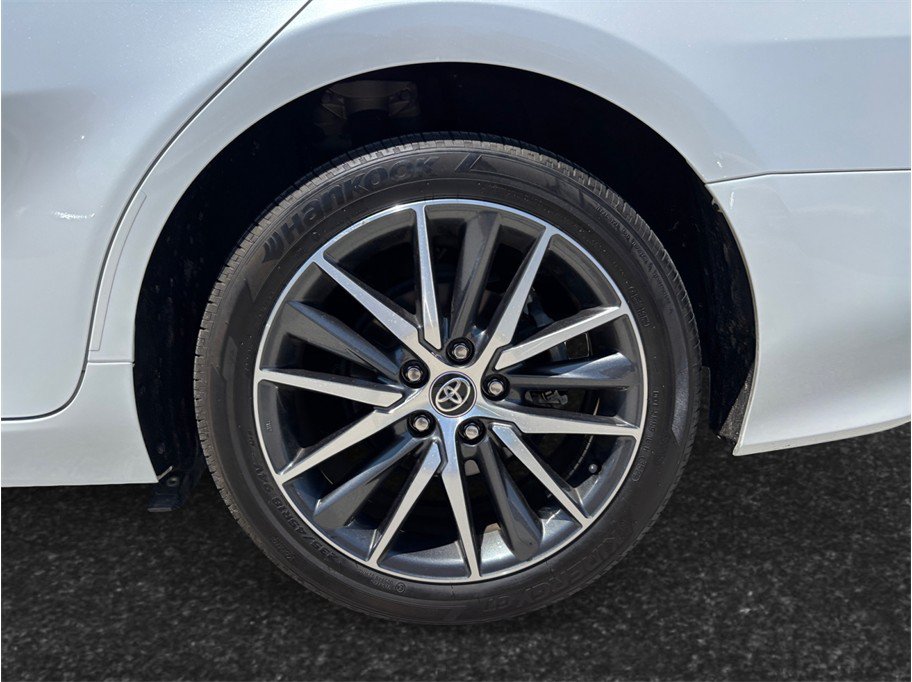 Used 2023 Toyota Camry XLE FWD image 14