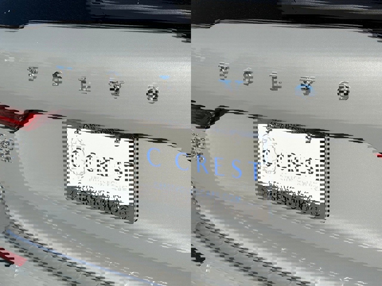 New 2026 Volvo XC60 B5 Core w/ Protection Package Premier image 7