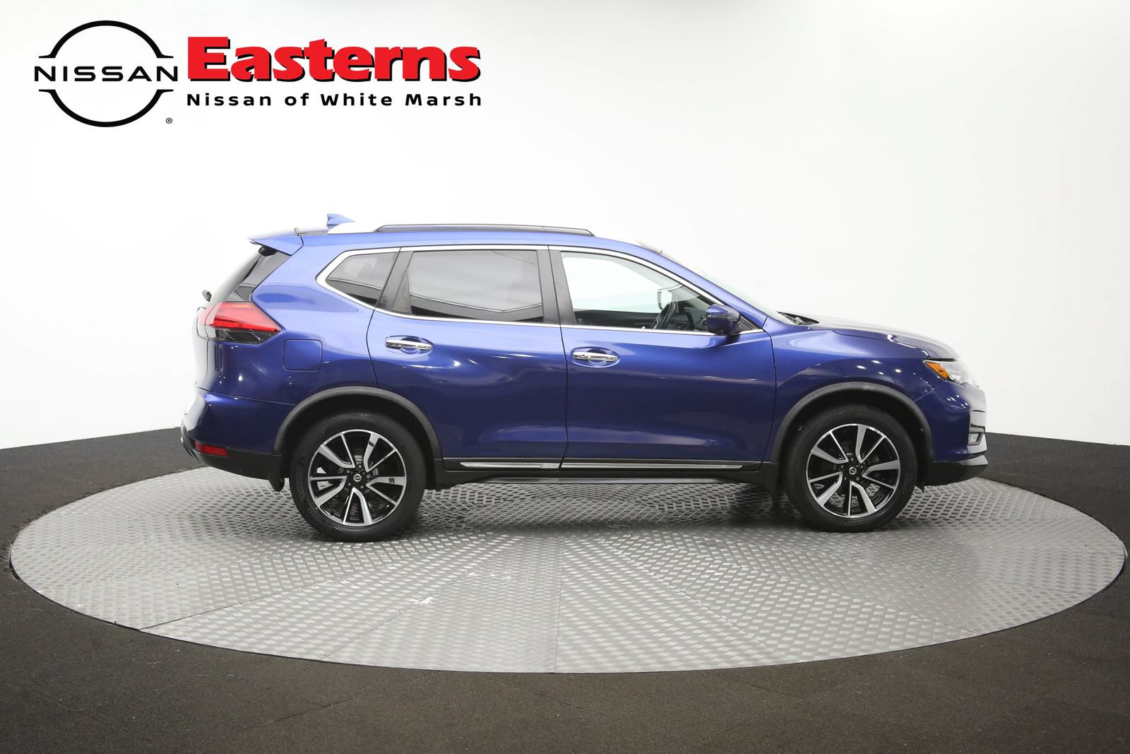 Used 2017 Nissan Rogue SL w/ SL Premium Package AWD/4WD image 44