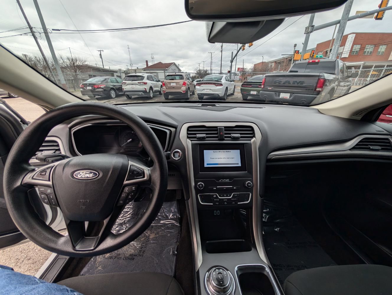 Used 2019 Ford Fusion SE image 21
