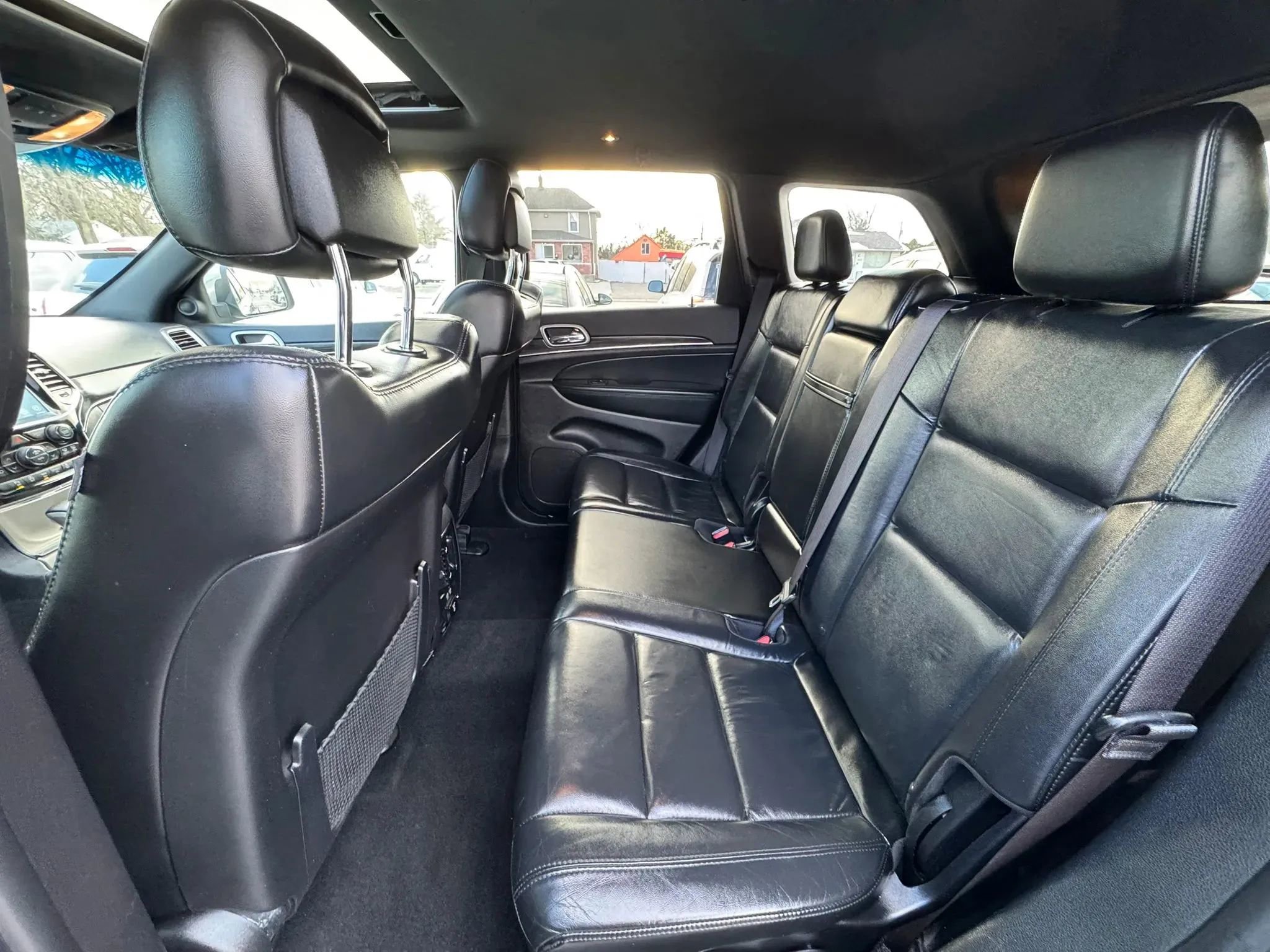 Used 2021 Jeep Grand Cherokee Limited image 12