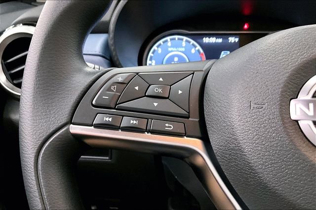 New 2025 Nissan Versa SV w/ Trunk Package image 20