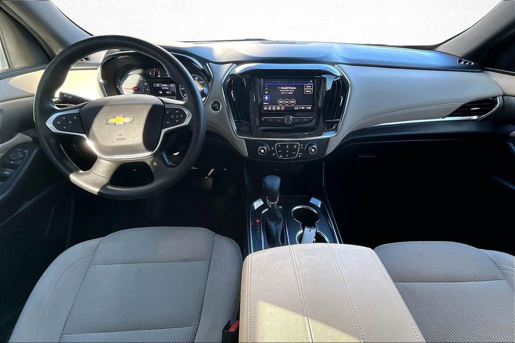 Used 2023 Chevrolet Traverse LS w/ Safety Package image 8