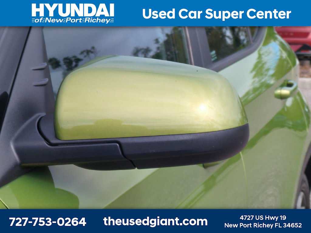 Certified 2024 Hyundai Venue SEL FWD image 11