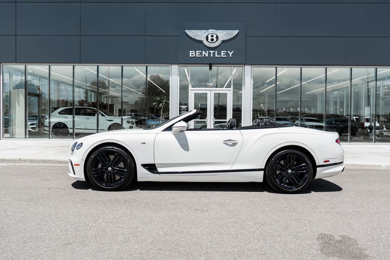 Certified 2022 Bentley Continental GT AWD/4WD image 5