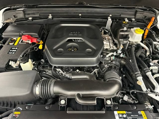 Used 2023 Jeep Wrangler Unlimited Rubicon 4xe AWD/4WD image 29