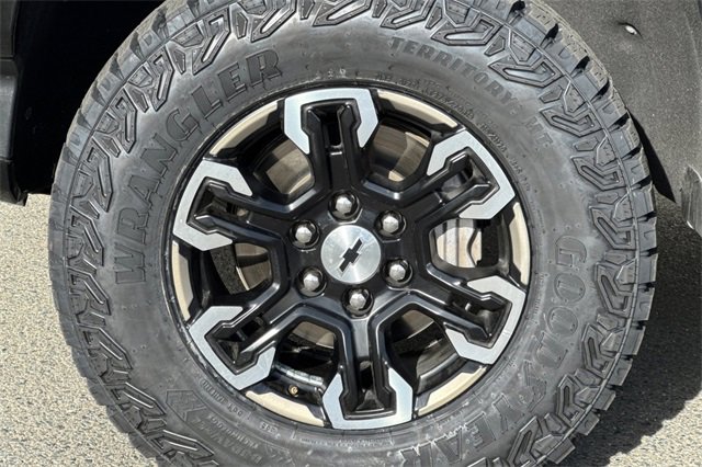 Used 2022 Chevrolet Silverado 1500 ZR2 w/ Technology Package image 24