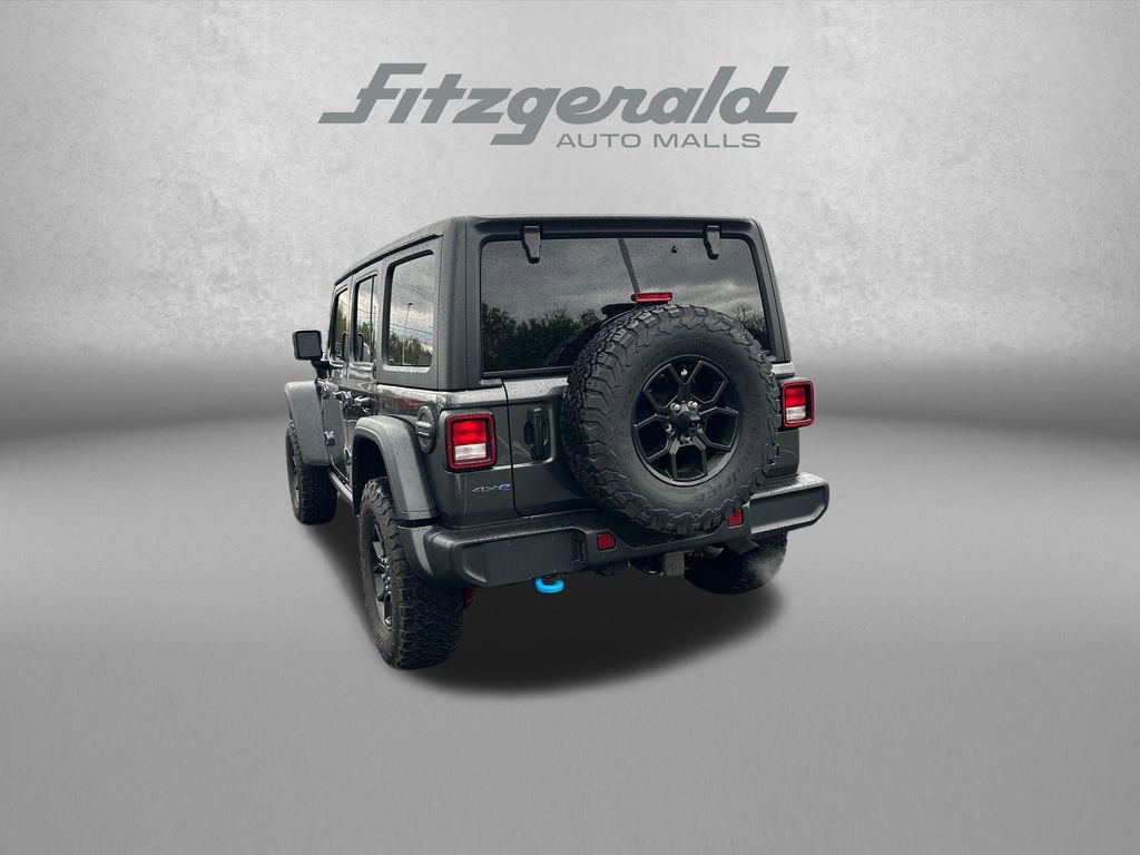 Used 2024 Jeep Wrangler Unlimited AWD/4WD image 5