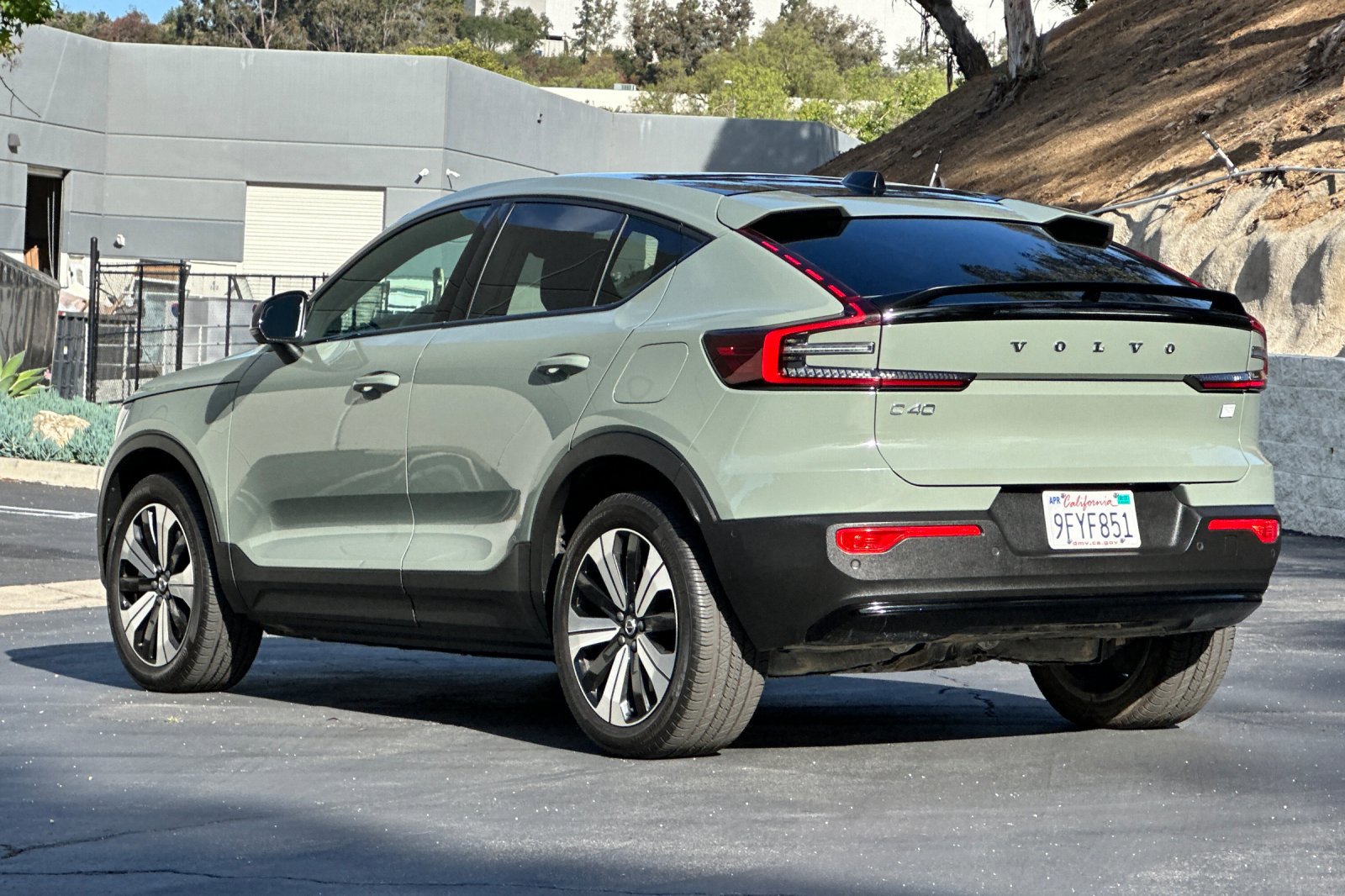 Certified 2023 Volvo C40 P8 Recharge Plus AWD/4WD image 7
