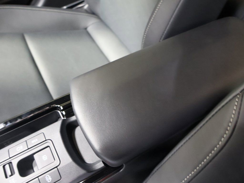 New 2026 Toyota Prius Plug-In Hybrid image 33