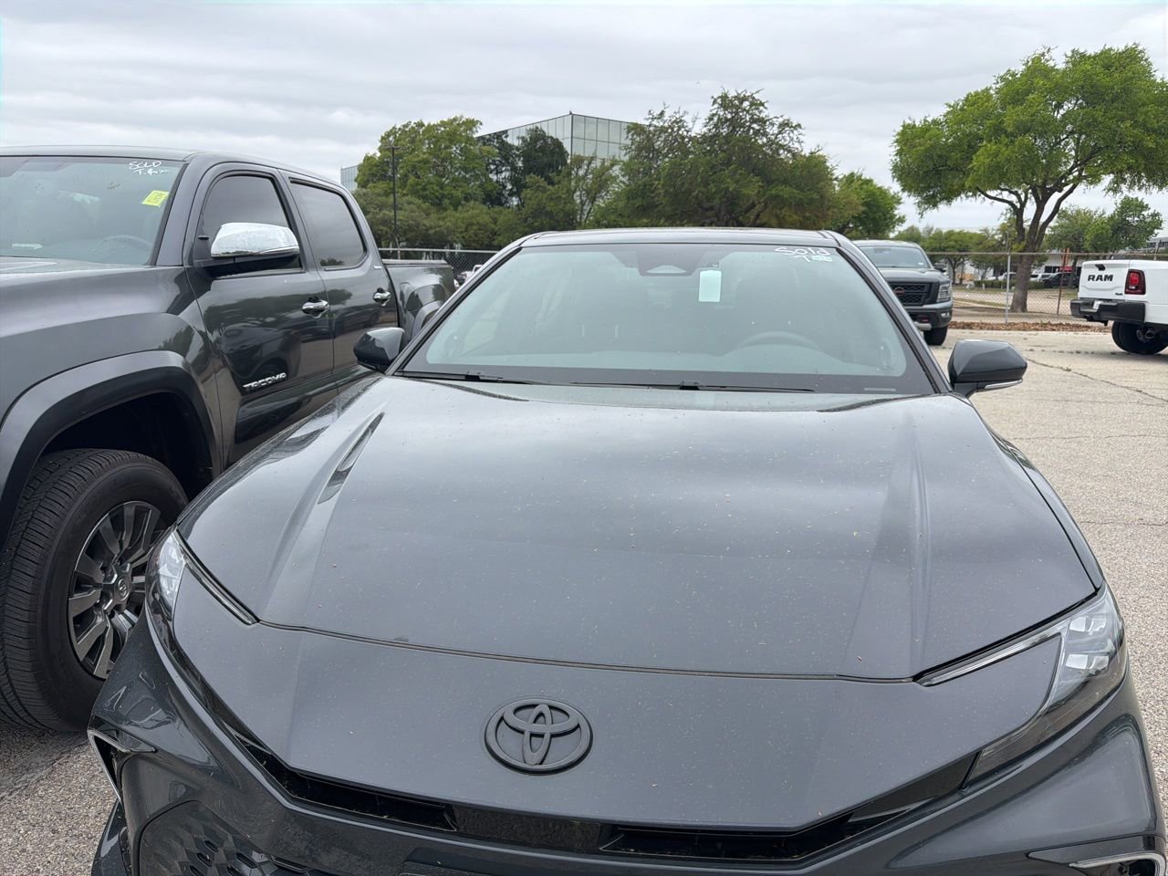 Used 2025 Toyota Camry XSE w/ Premium Package image 2