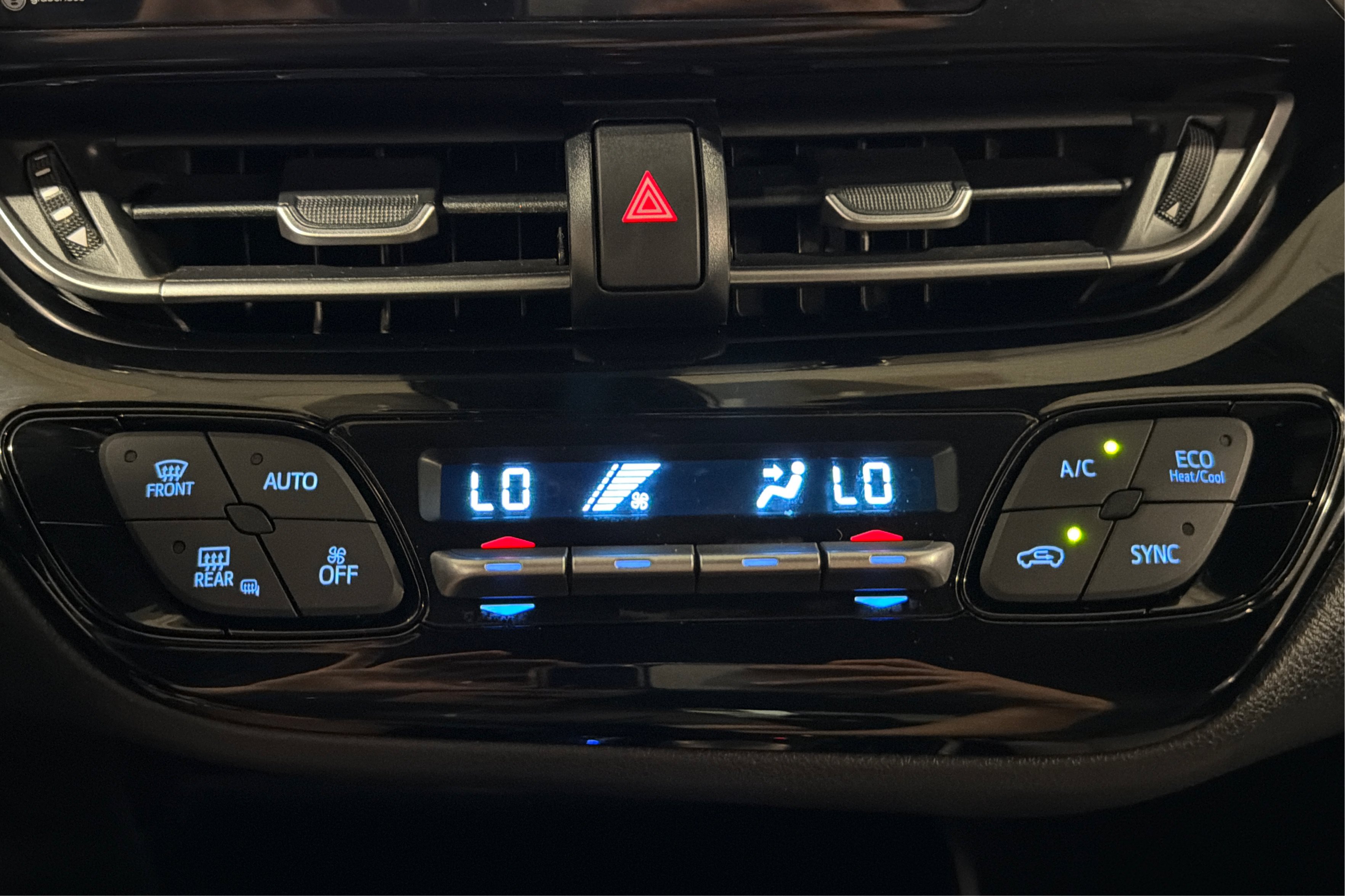 Used 2022 Toyota C-HR Nightshade FWD image 30