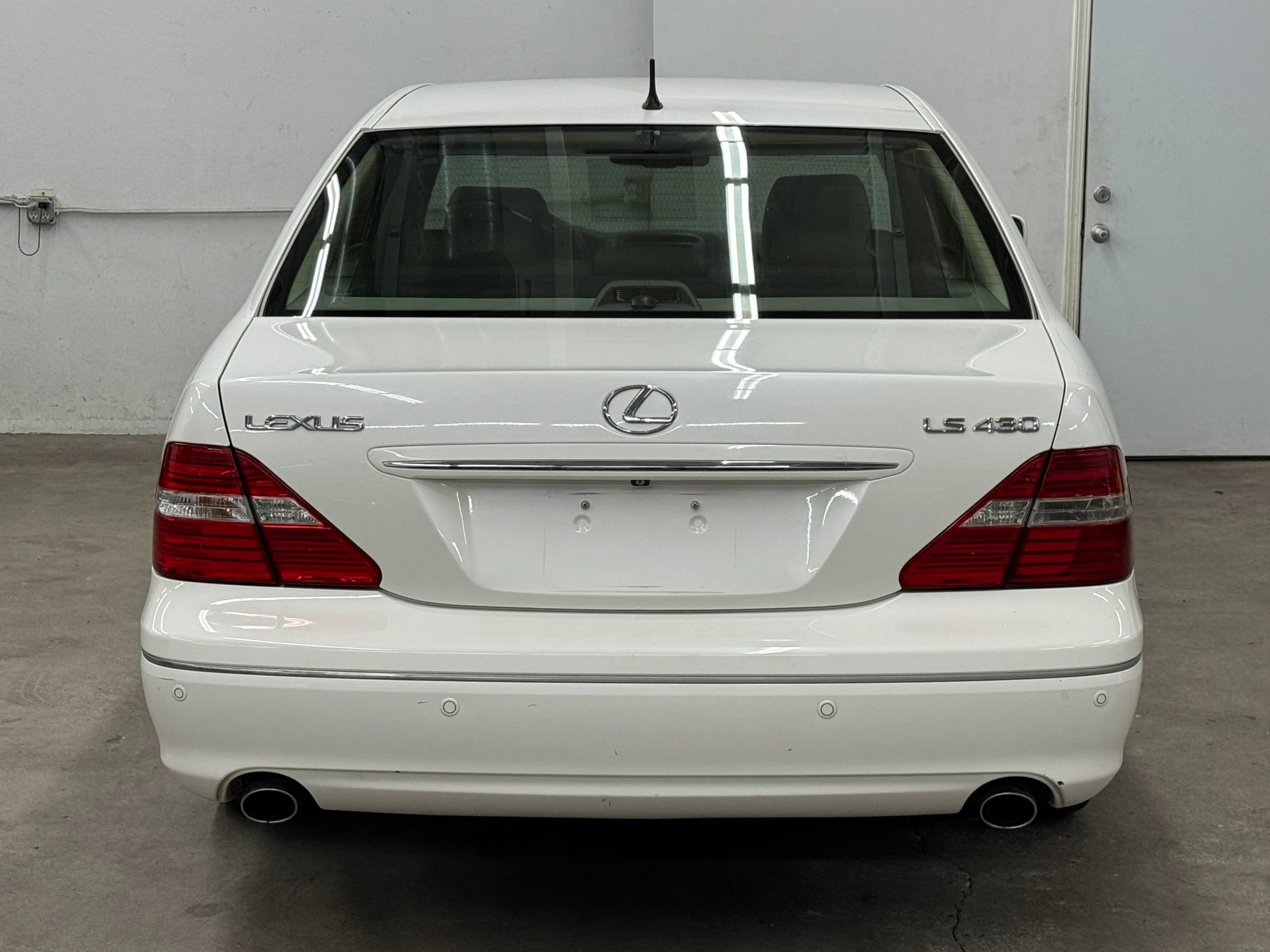 Used 2006 Lexus LS 430 RWD image 6