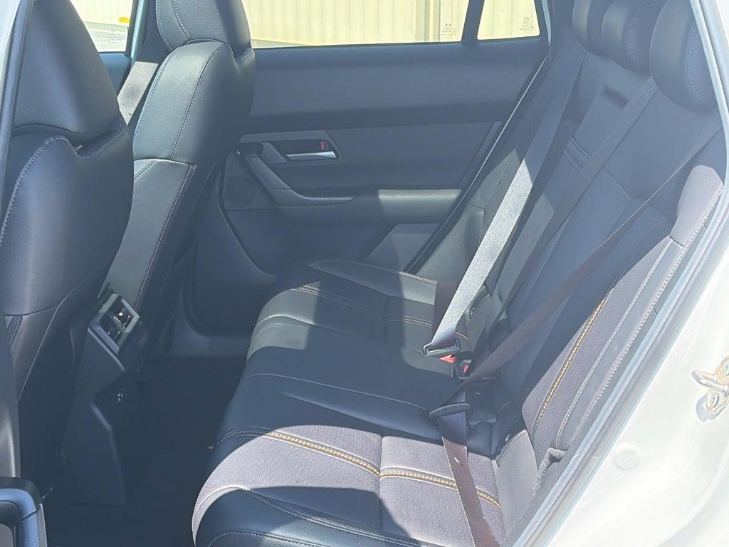 Certified 2025 MAZDA CX-50 AWD 2.5 Hybrid w/ Premium Pkg image 10