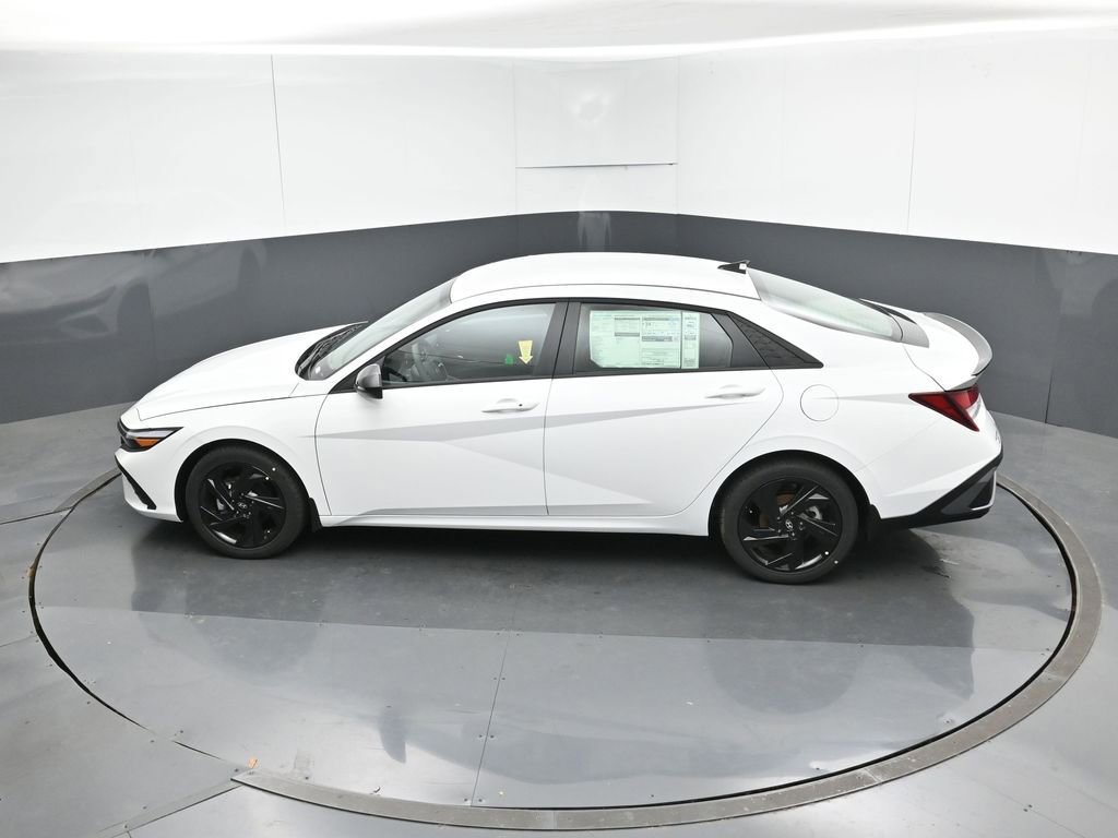 New 2026 Hyundai Elantra Sport image 19