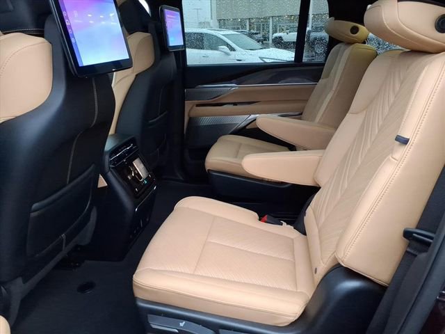 Used 2025 Cadillac Escalade IQ Sport 2 image 7