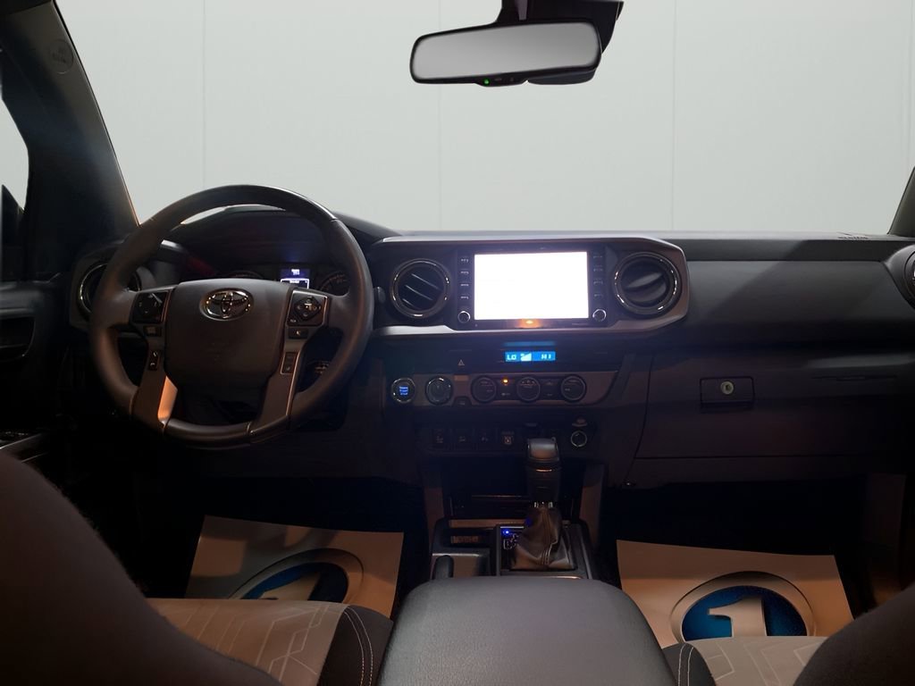 Used 2023 Toyota Tacoma TRD Off-Road image 14