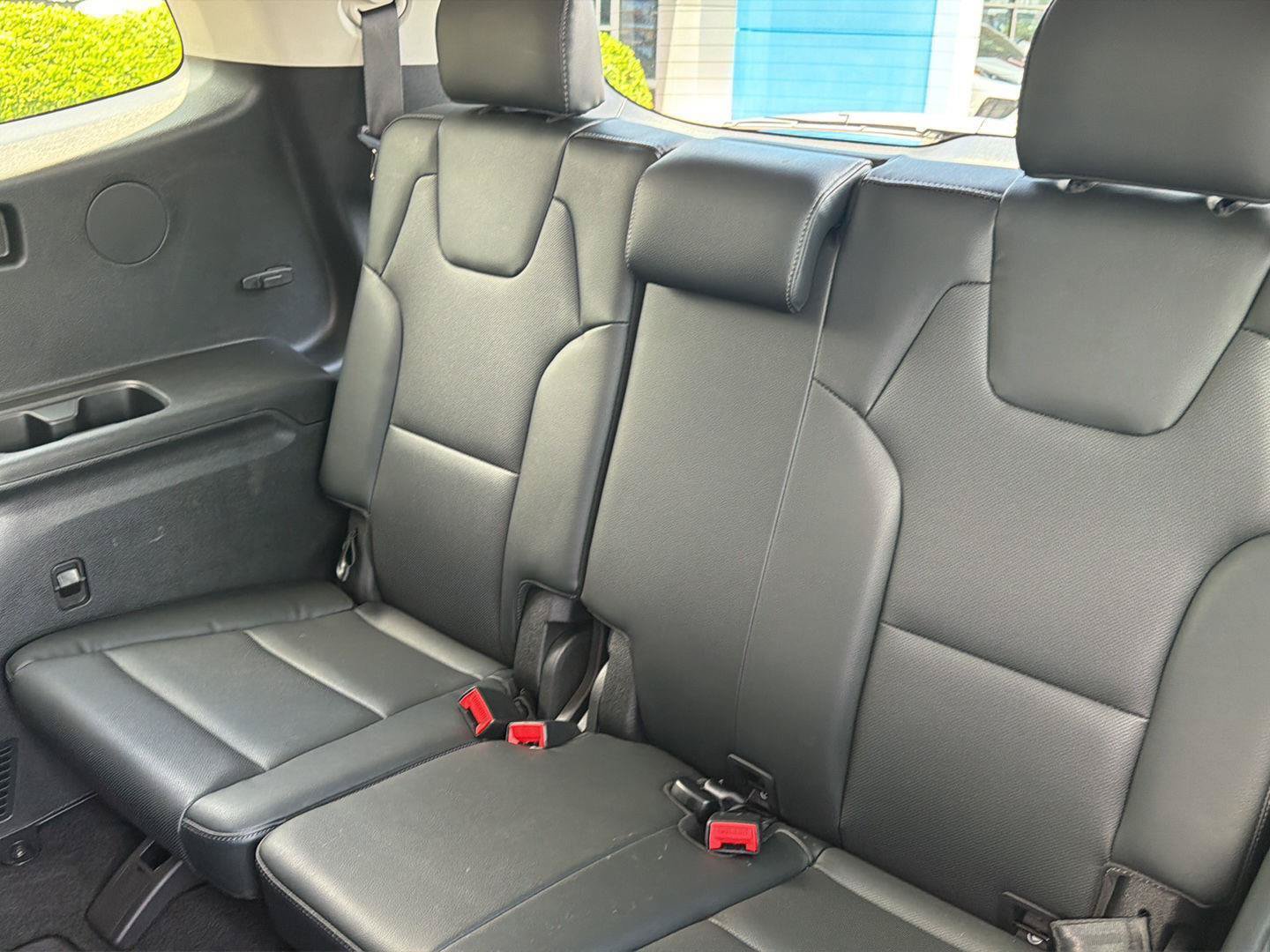 Used 2025 Kia Telluride EX FWD image 12