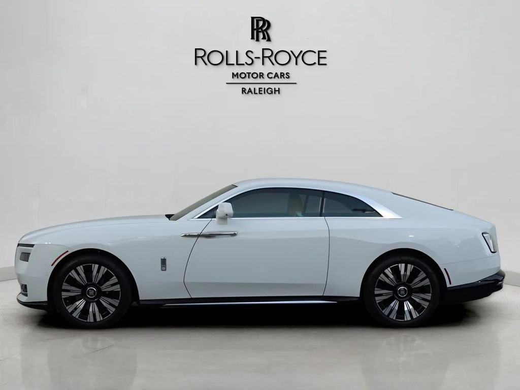 Used 2024 Rolls-Royce Spectre w/ Spectre Launch Package image 4