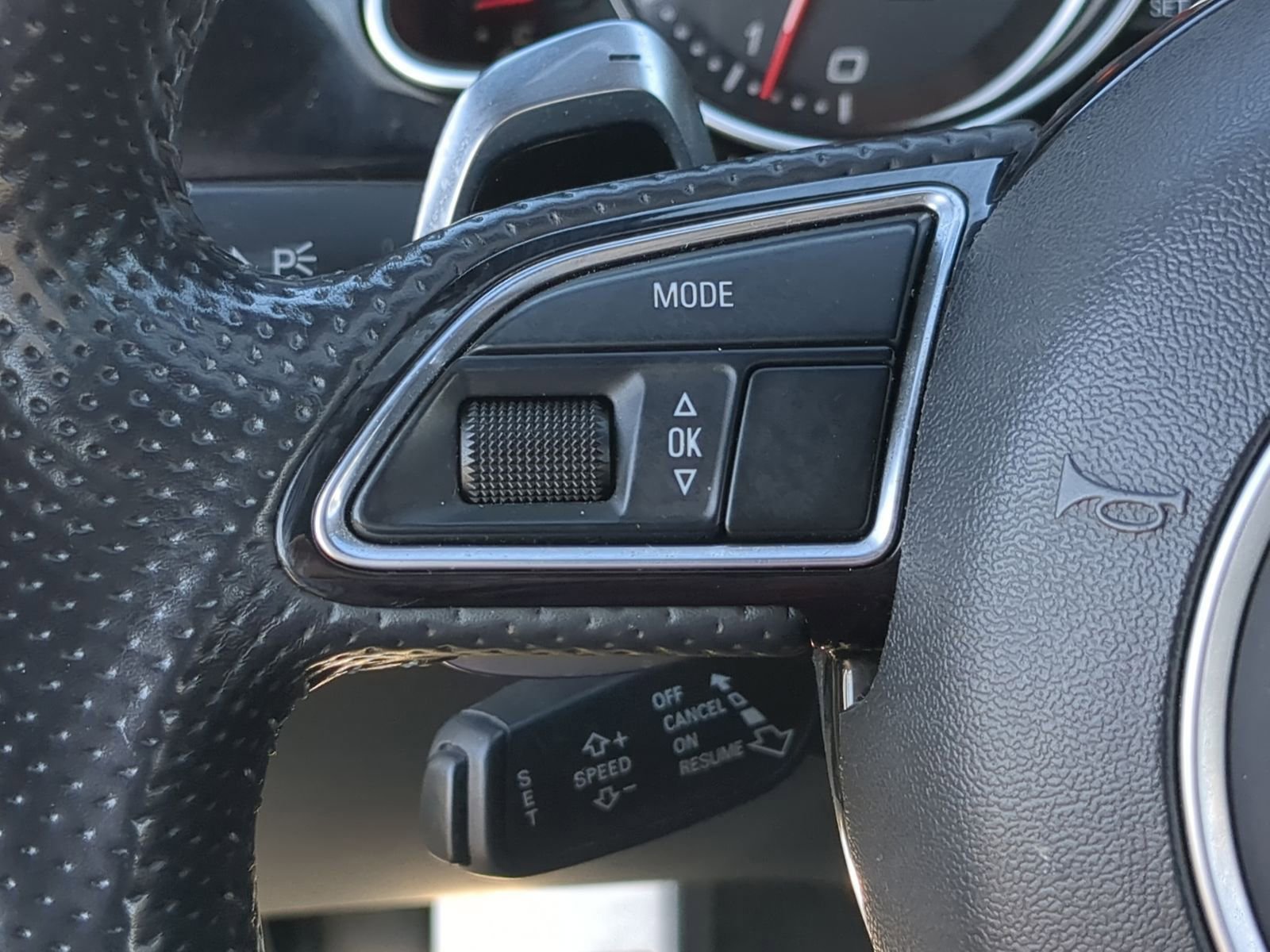 Used 2014 Audi RS 5 Cabriolet image 25