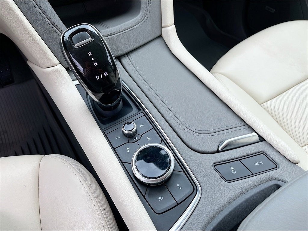 Used 2021 Cadillac XT5 Premium Luxury image 17