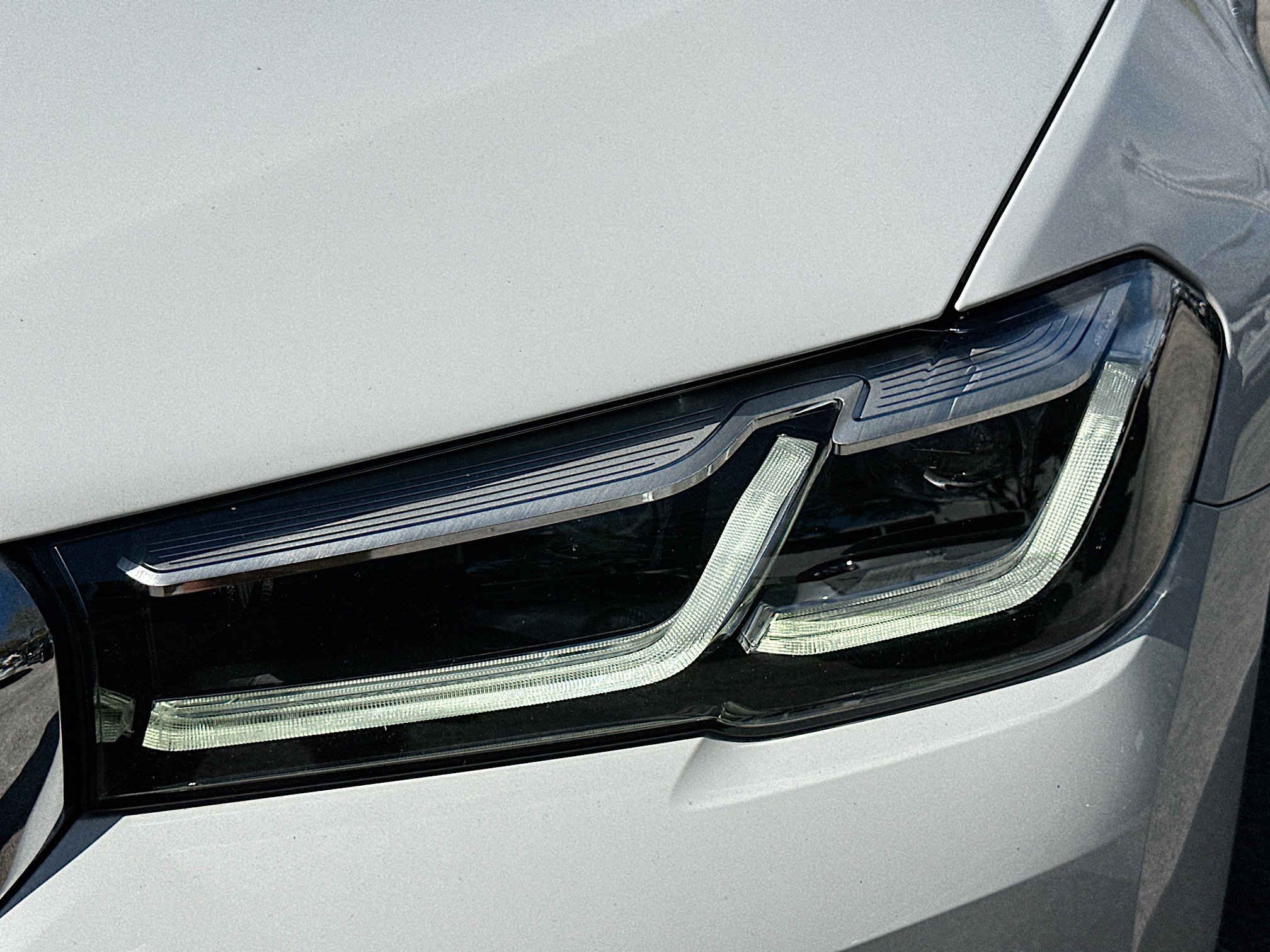 Used 2023 BMW 530i w/ Premium Package image 32