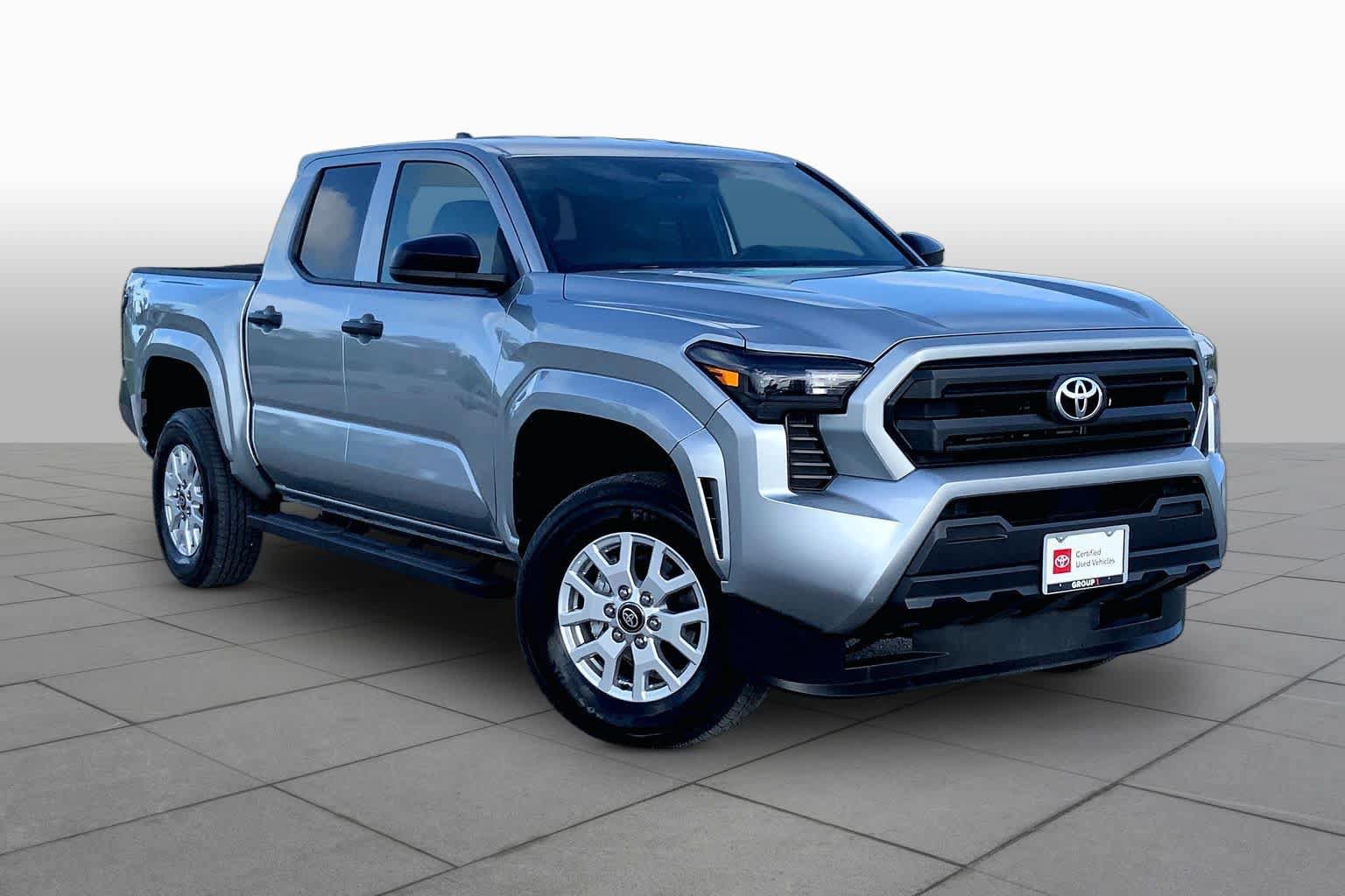 Used 2026 Toyota Tacoma SR RWD image 3