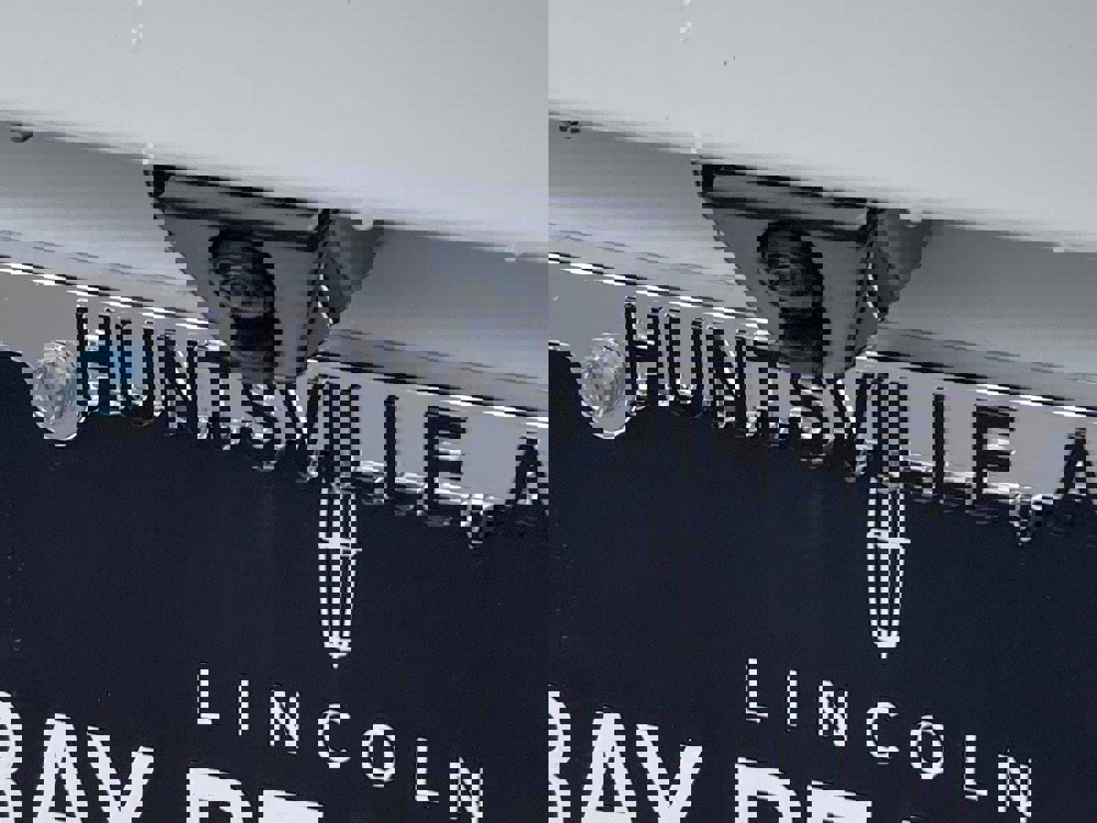 Used 2025 Lincoln Navigator Reserve image 5