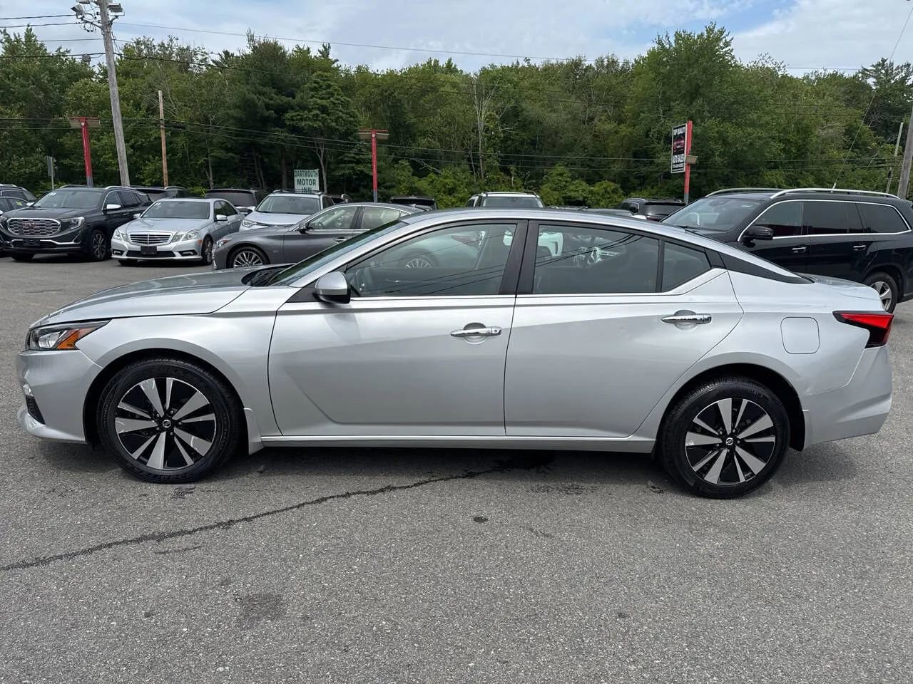Used 2022 Nissan Altima 2.5 SV image 8
