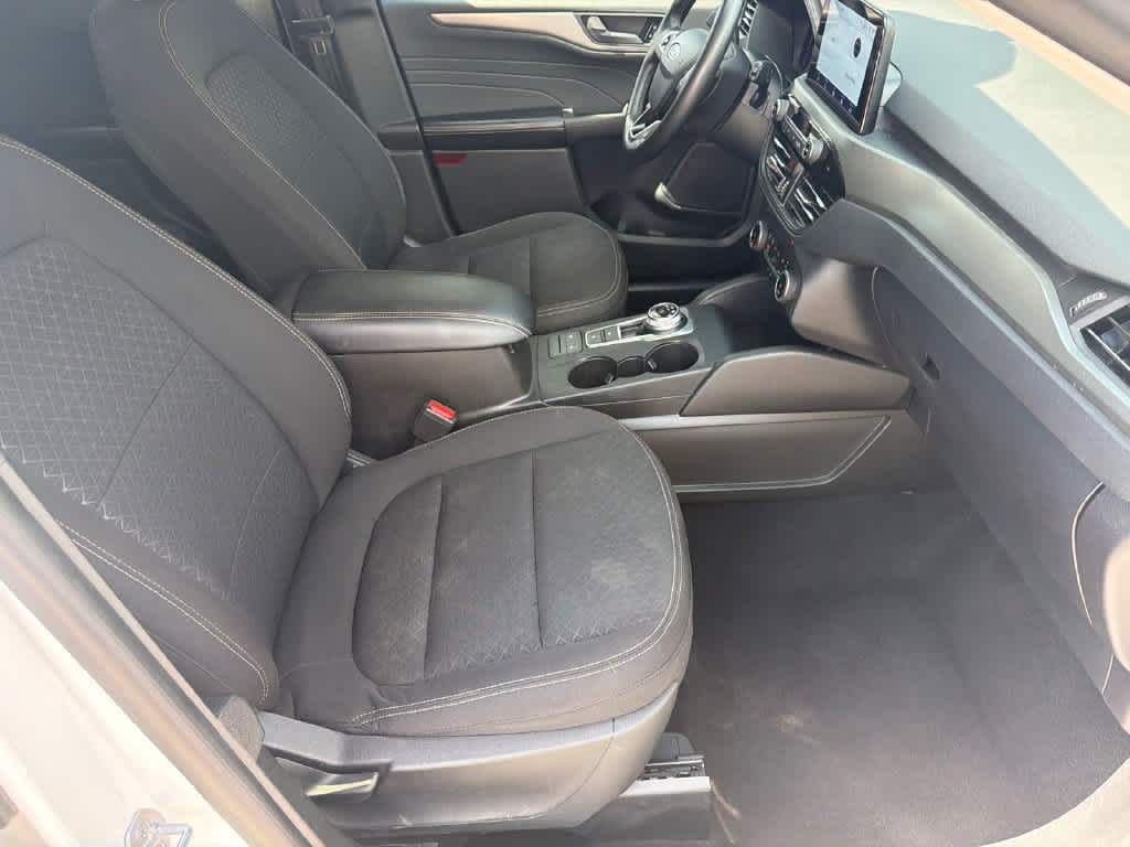 Used 2024 Ford Escape Active FWD image 12