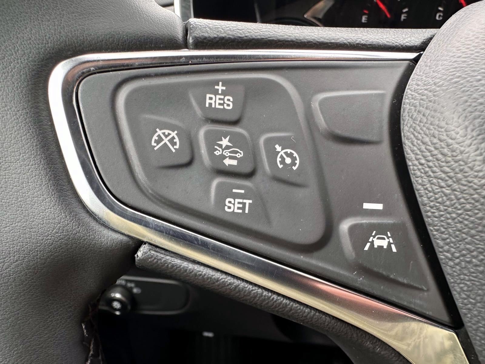 Used 2024 Chevrolet Equinox LT AWD/4WD image 16