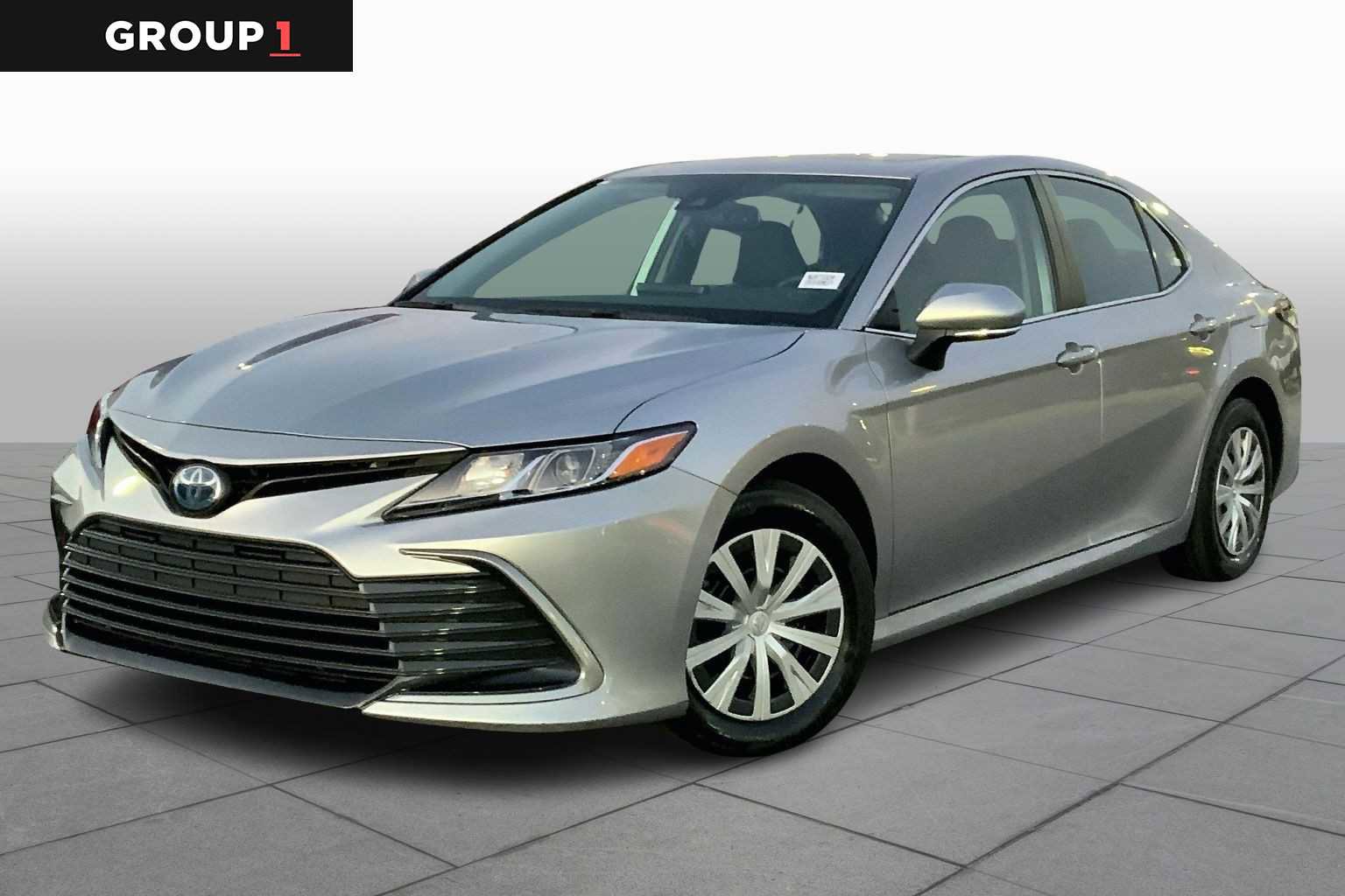 Used 2022 Toyota Camry LE image 1