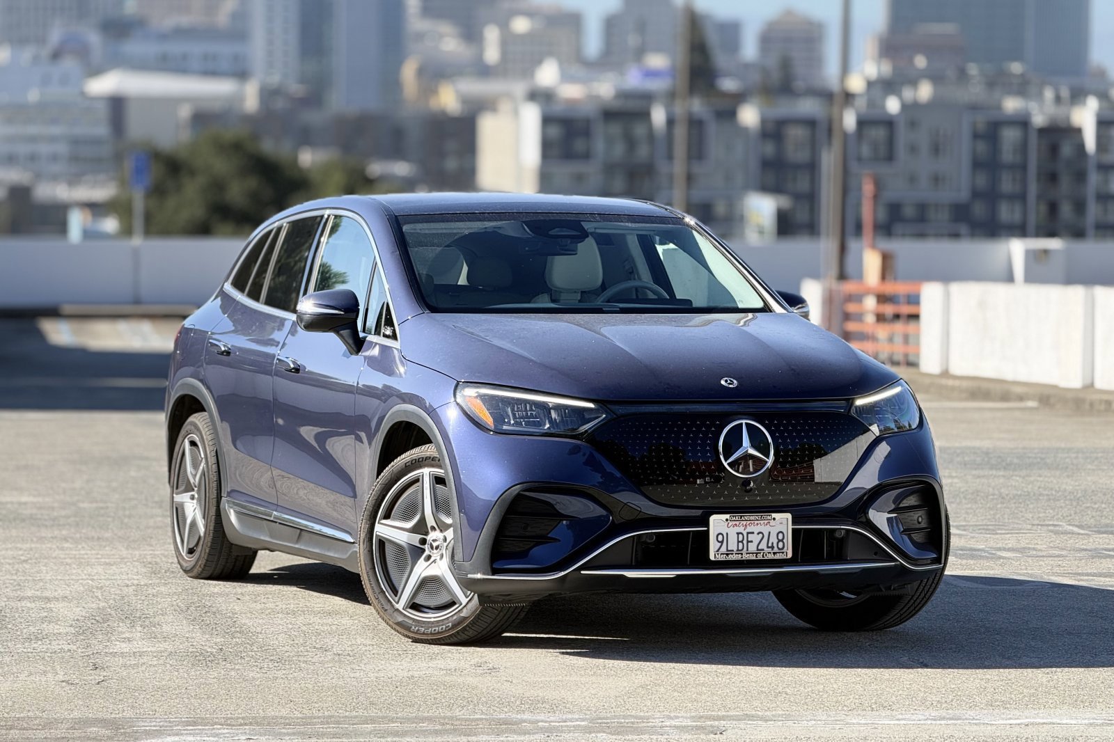 Used 2023 Mercedes-Benz EQE 500 4MATIC SUV image 2