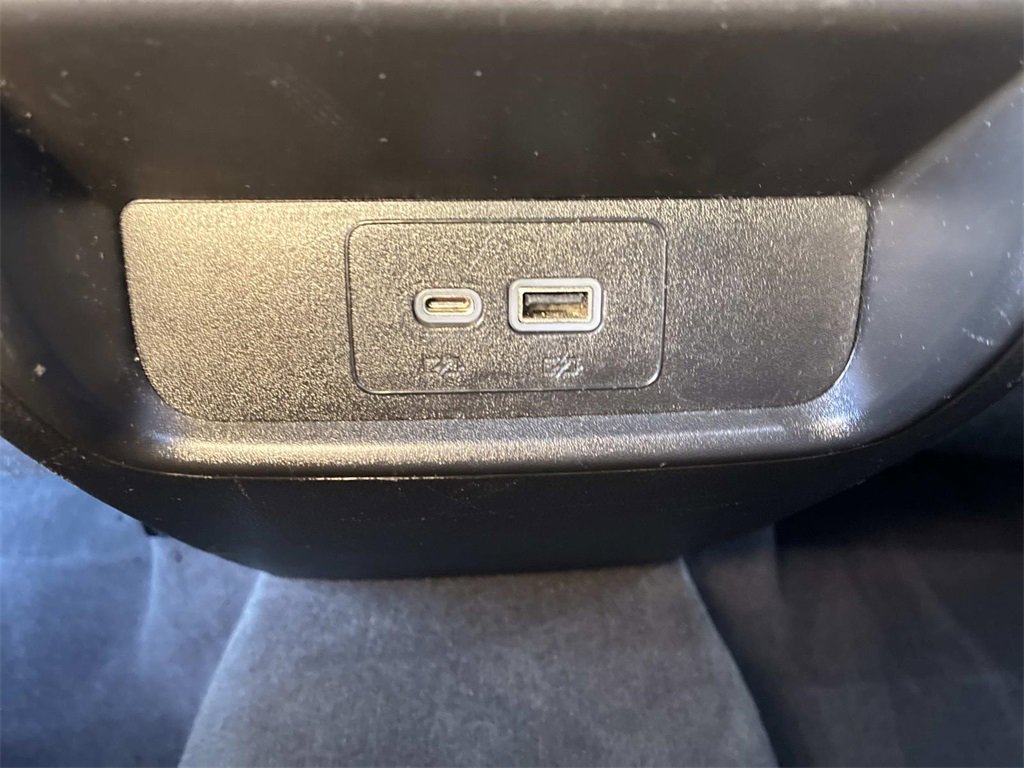 Used 2023 Cadillac XT4 Premium Luxury image 18