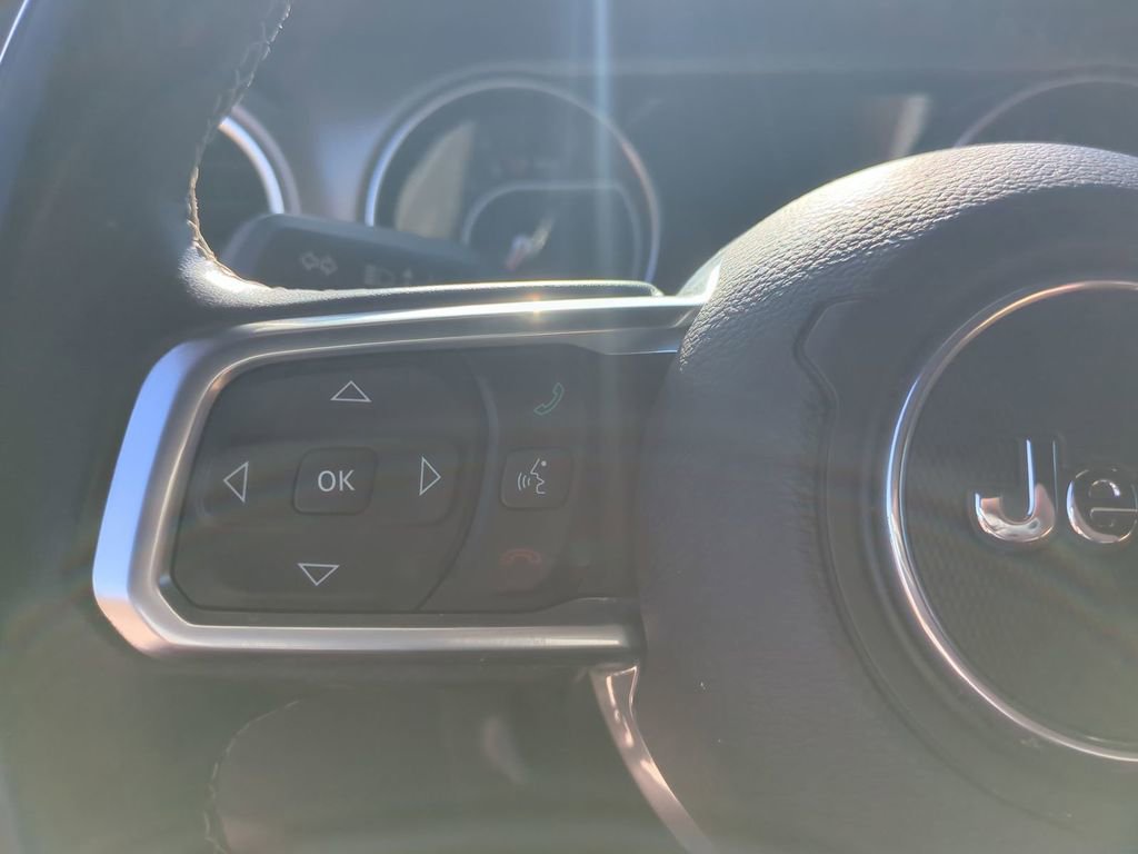 Used 2018 Jeep Wrangler Unlimited Rubicon image 27