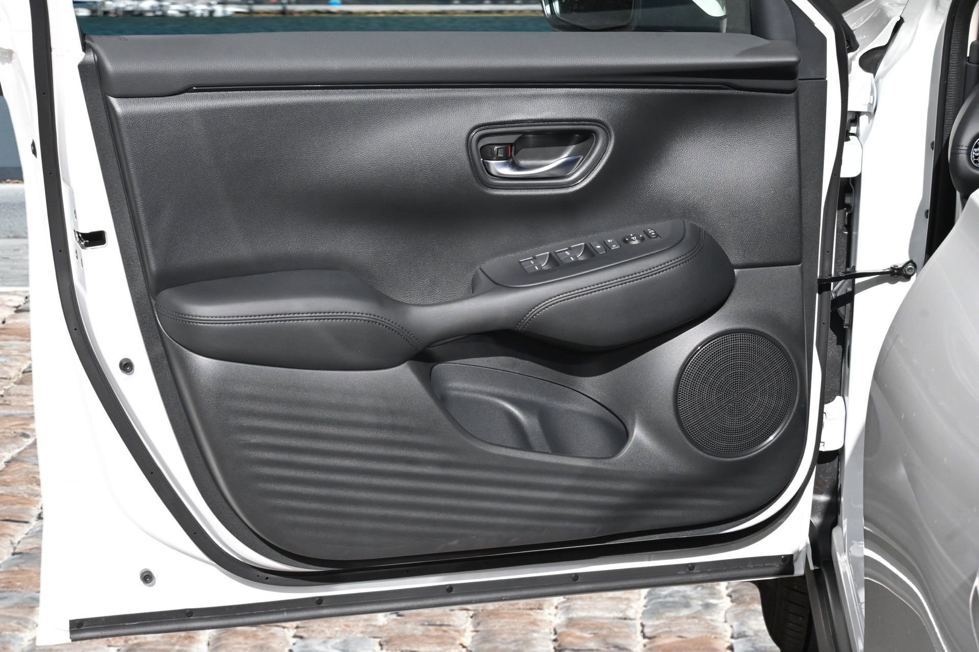 New 2026 Honda HR-V LX image 10