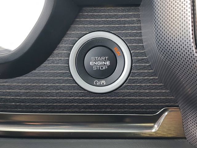 Used 2019 RAM 1500 Limited AWD/4WD image 19
