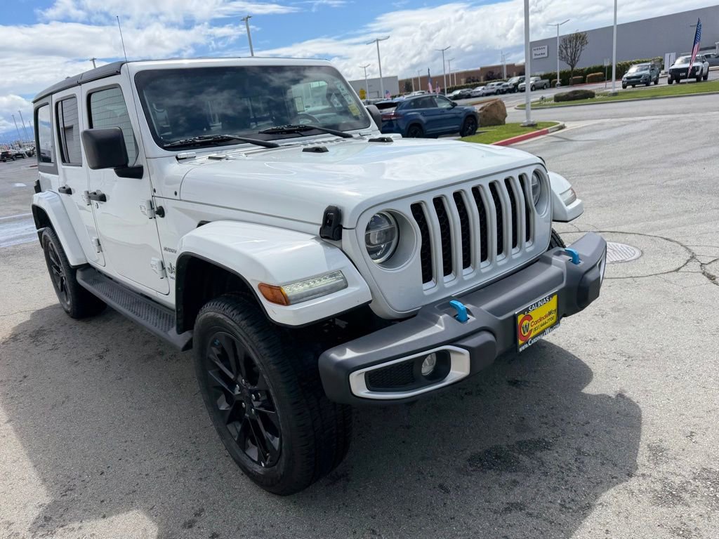Used 2022 Jeep Wrangler Unlimited Sahara AWD/4WD image 8